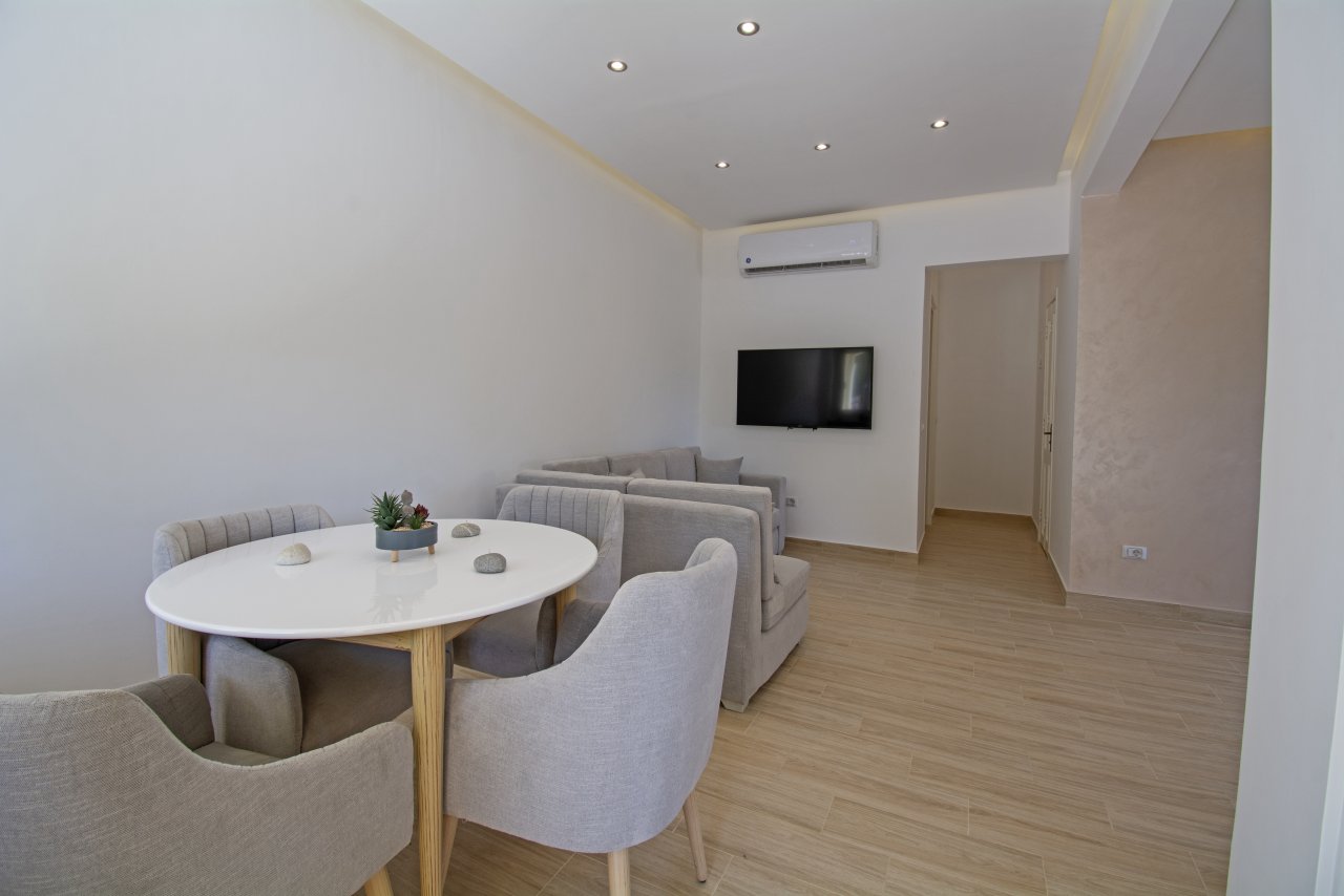 Exklusives 2-Zimmer Garten-Apartment in MAKADI HEIGHTS