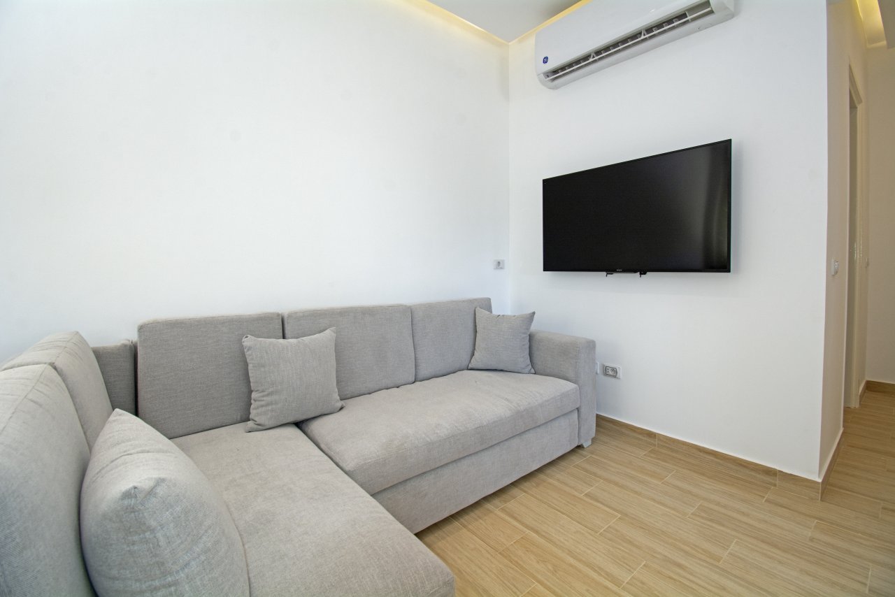 Exklusives 2-Zimmer Garten-Apartment in MAKADI HEIGHTS