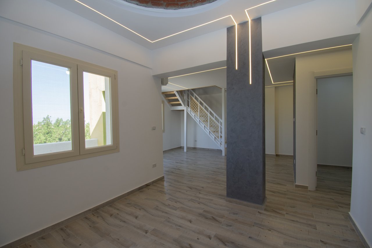 Exklusives Apartment auf 2 Etagen + Balkon in MAKADI HEIGHTS