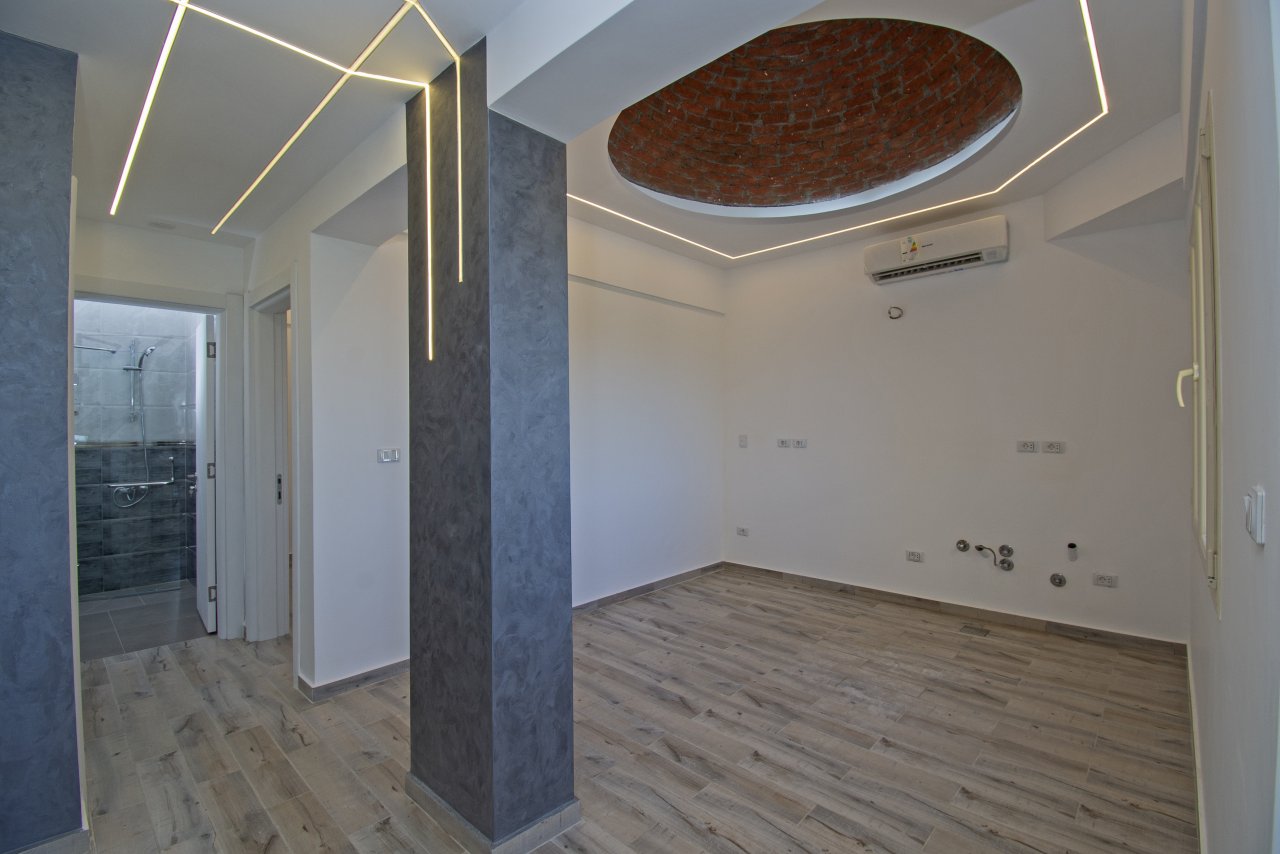 Exklusives Apartment auf 2 Etagen + Balkon in MAKADI HEIGHTS