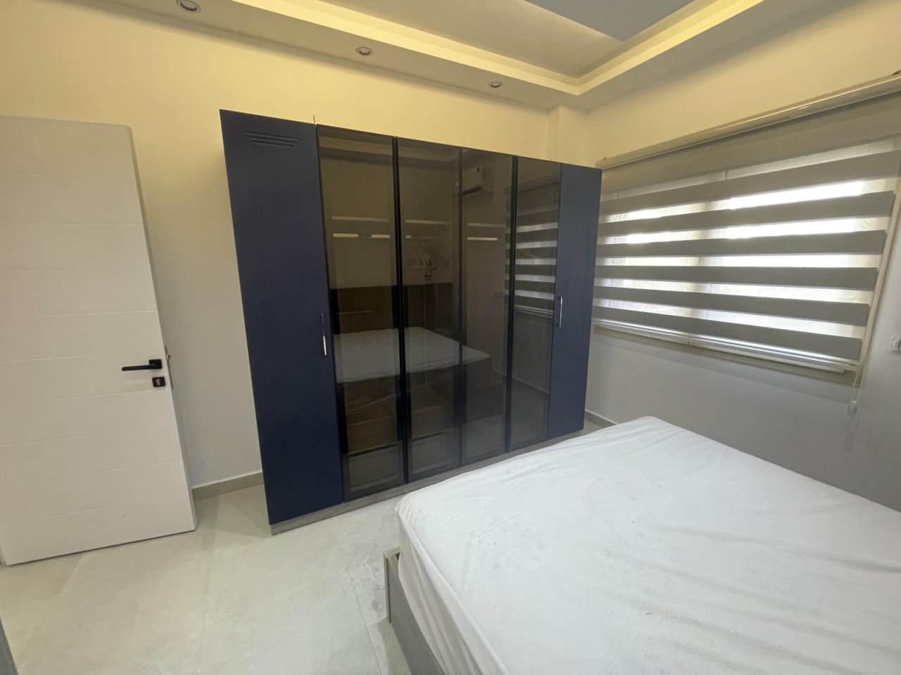 T9-Q3-B1-21 Schlafzimmerschrank T9-Q3-B1-21 Schlafzimmerschrank